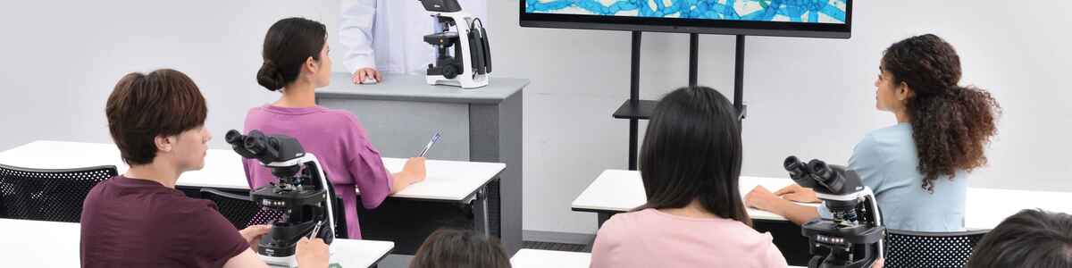 Kính hiển vi cho giáo dục