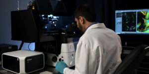 Kính hiển vi thí nghiệm y tế Nikon-Nivina